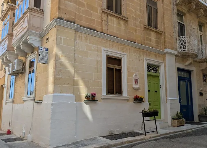 Dar Il-ħnejja - Character Close To Valletta